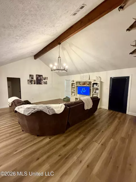 Living - 2112 Cleary Rd, Florence, MS 39073 photo 4 of 4