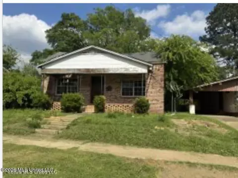912 Summit St, Mccomb, MS 39648