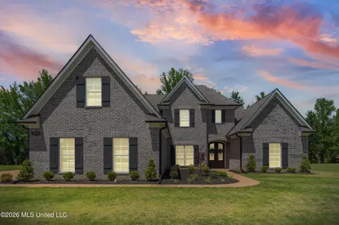 Exterior - 1626 Ashtons Ln, Hernando, MS 38632 photo 2 of 6