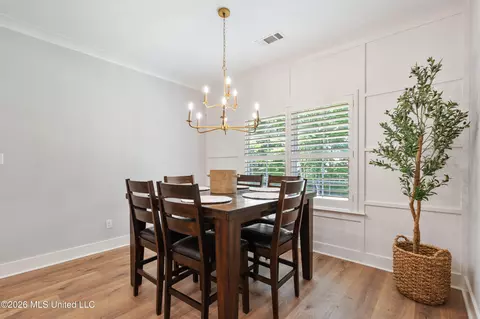 Dining - 1626 Ashtons Ln, Hernando, MS 38632 photo 2 of 2