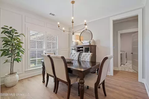 Dining - 1626 Ashtons Ln, Hernando, MS 38632 photo 1 of 2