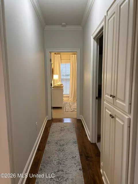 Entry Way - 320 Emerald Way, Brandon, MS 39047 photo 2 of 3