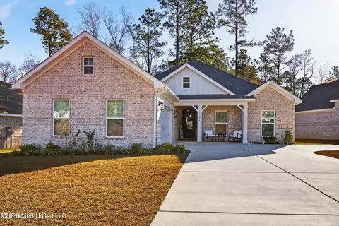 11106 Alphabet Rd, Gulfport, MS 39503
