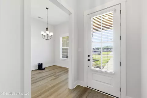 Entry Way - 1441 Clair Cir, Hernando, MS 38632 photo 1 of 4