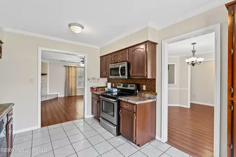 Kitchen - 121 Keestone Dr, Senatobia, MS 38668 photo 1 of 1