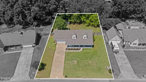 View/Area - 121 Keestone Dr, Senatobia, MS 38668 photo 1 of 3