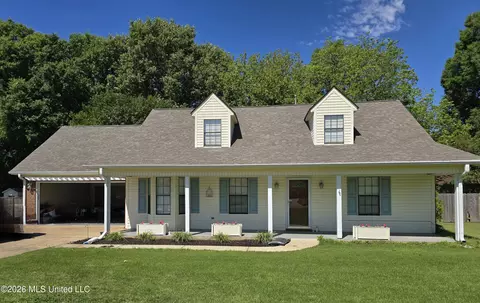 121 Keestone Dr, Senatobia, MS 38668