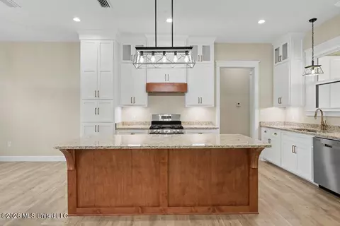 Kitchen - 13178 Hwy 613, Lucedale, MS 39452 photo 1 of 4