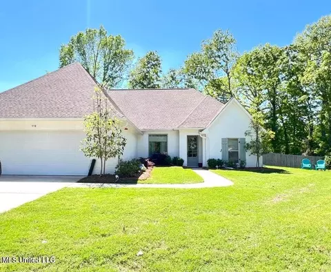 110 Boxwood Cv, Brandon, MS 39047