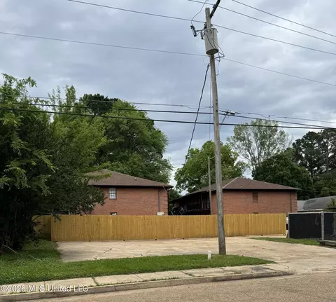 3352 Livingston Rd, Jackson, MS 39213