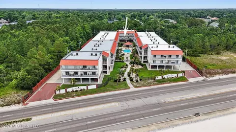 1453 E Bch #210, Pass Christian, MS 39571