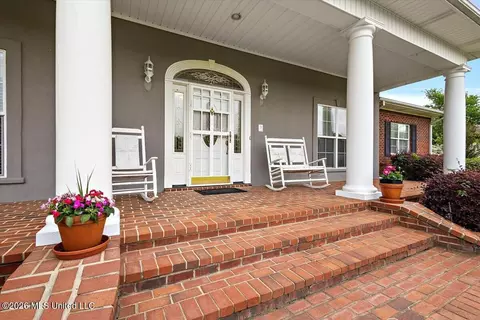 Exterior - 136 Mccullough Ln, Flora, MS 39071 photo 3 of 9