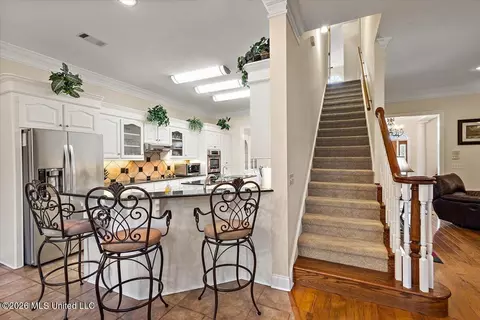 Entry Way - 136 Mccullough Ln, Flora, MS 39071 photo 3 of 5