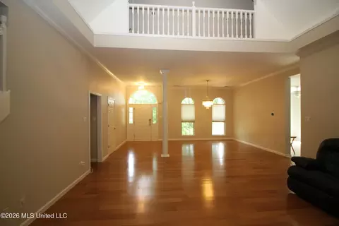 Living - 3542 Rhett Butler Dr, Hernando, MS 38632 photo 2 of 6