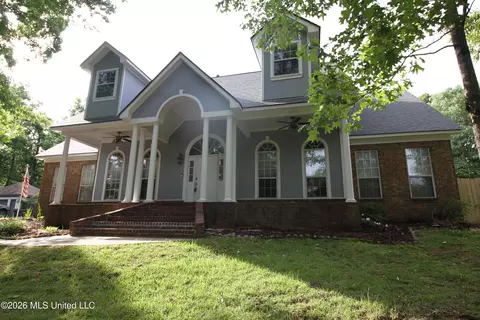 Exterior - 3542 Rhett Butler Dr, Hernando, MS 38632 photo 8 of 8