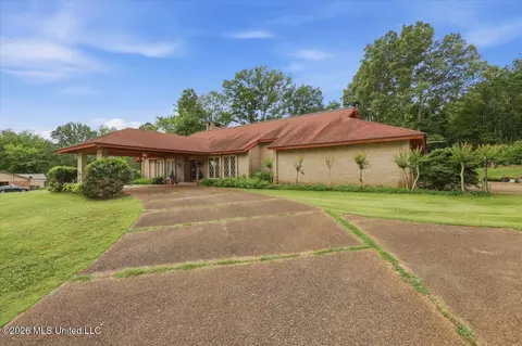 Exterior - 26 N 2nd St, Pickens, MS 39146 photo 3 of 16