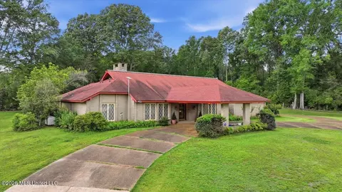Exterior - 26 N 2nd St, Pickens, MS 39146 photo 16 of 16