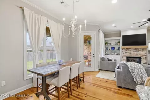 Dining - 135 Grace Dr, Flowood, MS 39232 photo 1 of 2