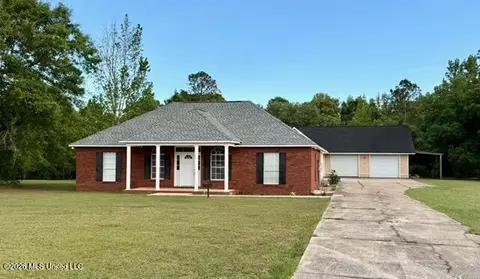 6902 Tanner Williams Rd, Lucedale, MS 39452