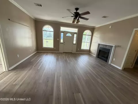 Living - 6902 Tanner Williams Rd, Lucedale, MS 39452 photo 3 of 10