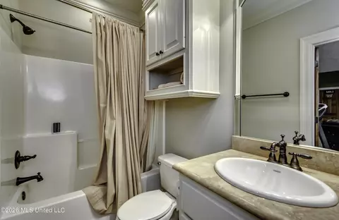 Bath - 505 Jasper Cir, Flowood, MS 39232 photo 10 of 10