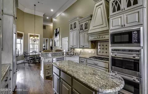 Kitchen - 505 Jasper Cir, Flowood, MS 39232 photo 1 of 4