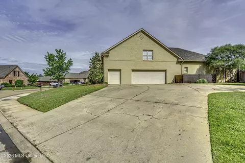 Exterior - 505 Jasper Cir, Flowood, MS 39232 photo 3 of 7