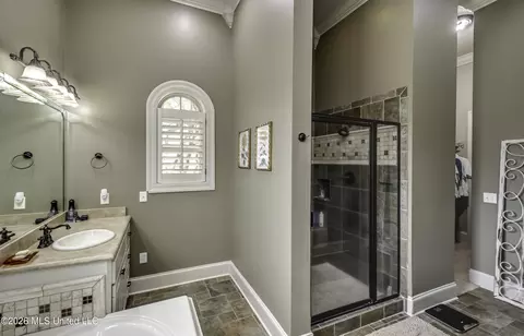 Bath - 505 Jasper Cir, Flowood, MS 39232 photo 6 of 10