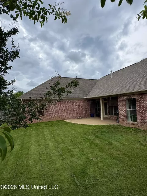 Exterior - 110 Copper Ridge Ct, Madison, MS 39110 photo 6 of 7