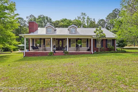 13716 Old River Rd, Vancleave, MS 39565