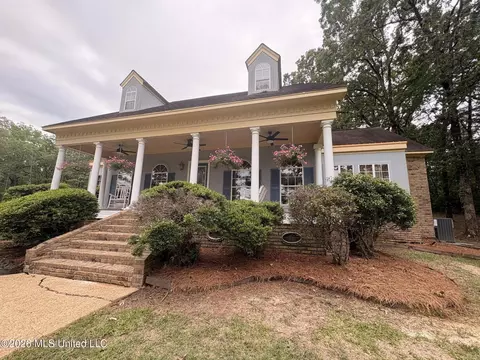 100 Chance Cv, Brandon, MS 39047