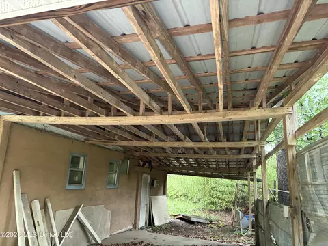 Exterior - 422 Powell St, Brookhaven, MS 39601 photo 4 of 5