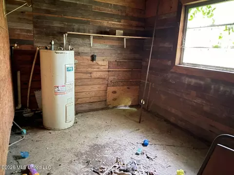 Other - 422 Powell St, Brookhaven, MS 39601 photo 5 of 9