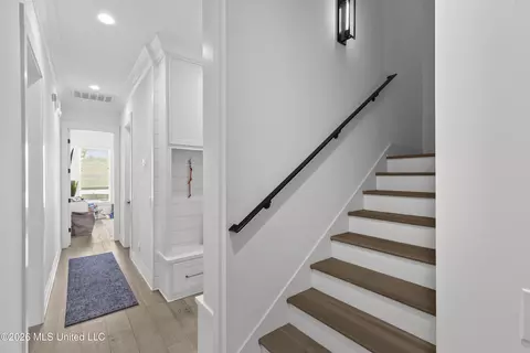 Entry Way - 140 Herons Bay Cir, Madison, MS 39110 photo 4 of 5