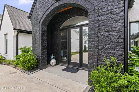 Exterior - 140 Herons Bay Cir, Madison, MS 39110 photo 5 of 17