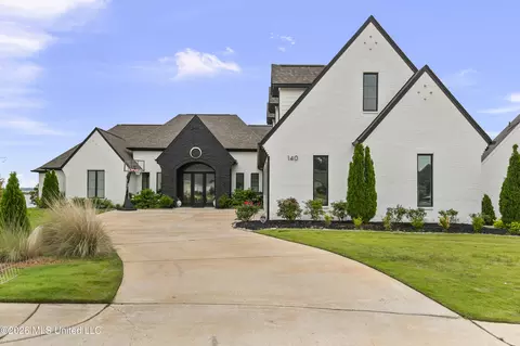 140 Herons Bay Cir, Madison, MS 39110