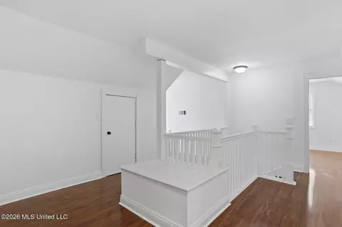 Entry Way - 1735 Wilhurst St, Jackson, MS 39211 photo 1 of 2
