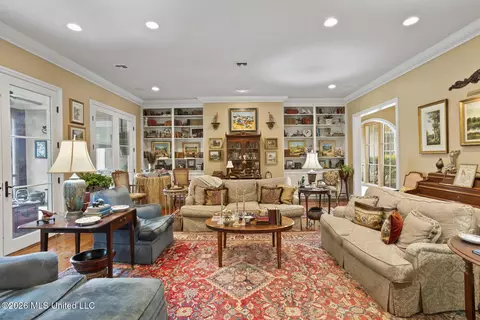 Living - 27 Provence Blvd, Madison, MS 39110 photo 3 of 6