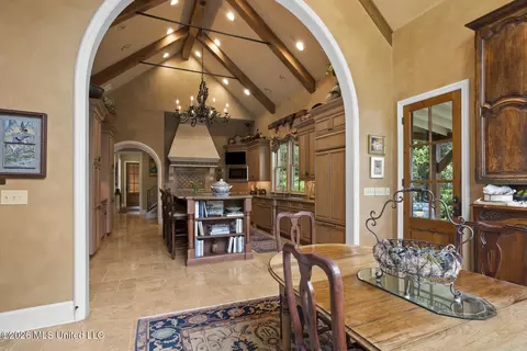Kitchen - 27 Provence Blvd, Madison, MS 39110 photo 7 of 8