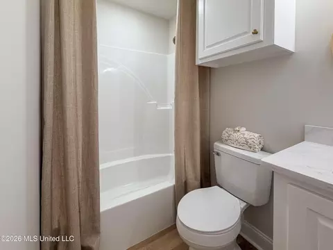 Bath - 60 Meadow Breeze Rd, Sumrall, MS 39482 photo 4 of 5