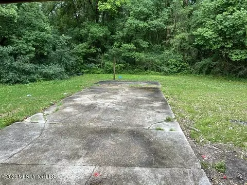 Exterior - 7112 Grierson St, Moss Point, MS 39563 photo 3 of 3