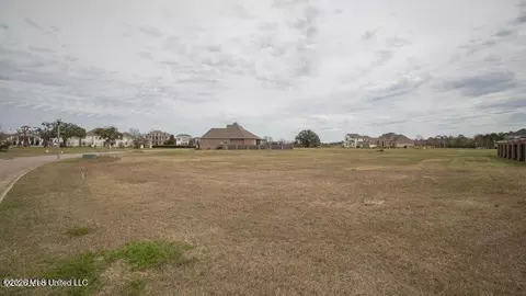 403 Goose Pointe Blvd, Biloxi, MS 39531