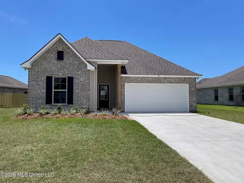 16 Cameron Cv, Long Beach, MS 39560