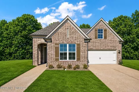 5636 Shiloh Ln, Southaven, MS 38672