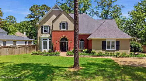 801 Woodland Pine St, Flowood, MS 39232