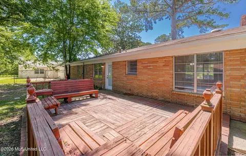 Exterior - 1212 Springdale Dr, Jackson, MS 39211 photo 5 of 5