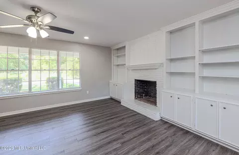 Living - 1212 Springdale Dr, Jackson, MS 39211 photo 1 of 2