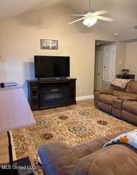 Living - 147 Howells Ferry Rd, Lucedale, MS 39452 photo 1 of 2
