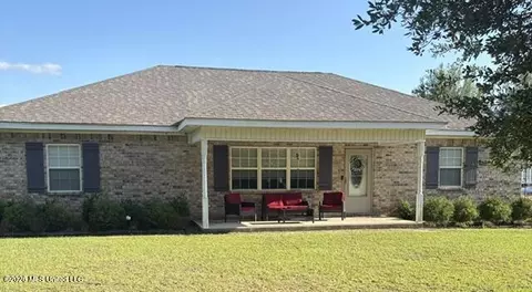 147 Howells Ferry Rd, Lucedale, MS 39452