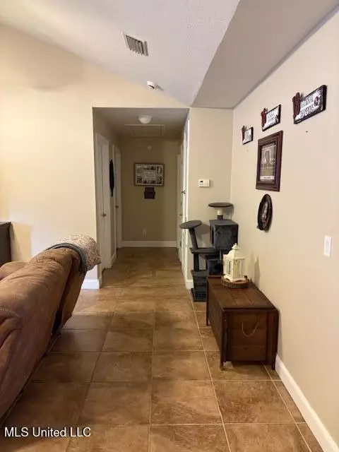 Entry Way - 147 Howells Ferry Rd, Lucedale, MS 39452 photo 1 of 2